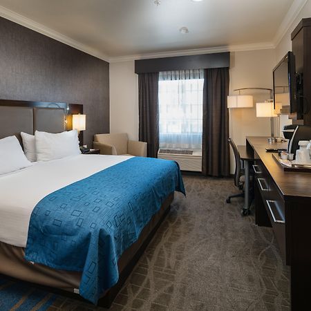 Holiday Inn Express & Suites Santa Clara By Ihg Exterior photo